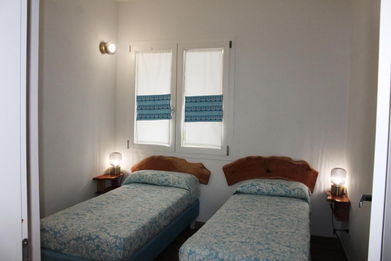 Alba Stupendo Appartamento In Villa Fronte Mare - Golfo Dell'Asinara - Internet Free Valledoria  Exteriör bild