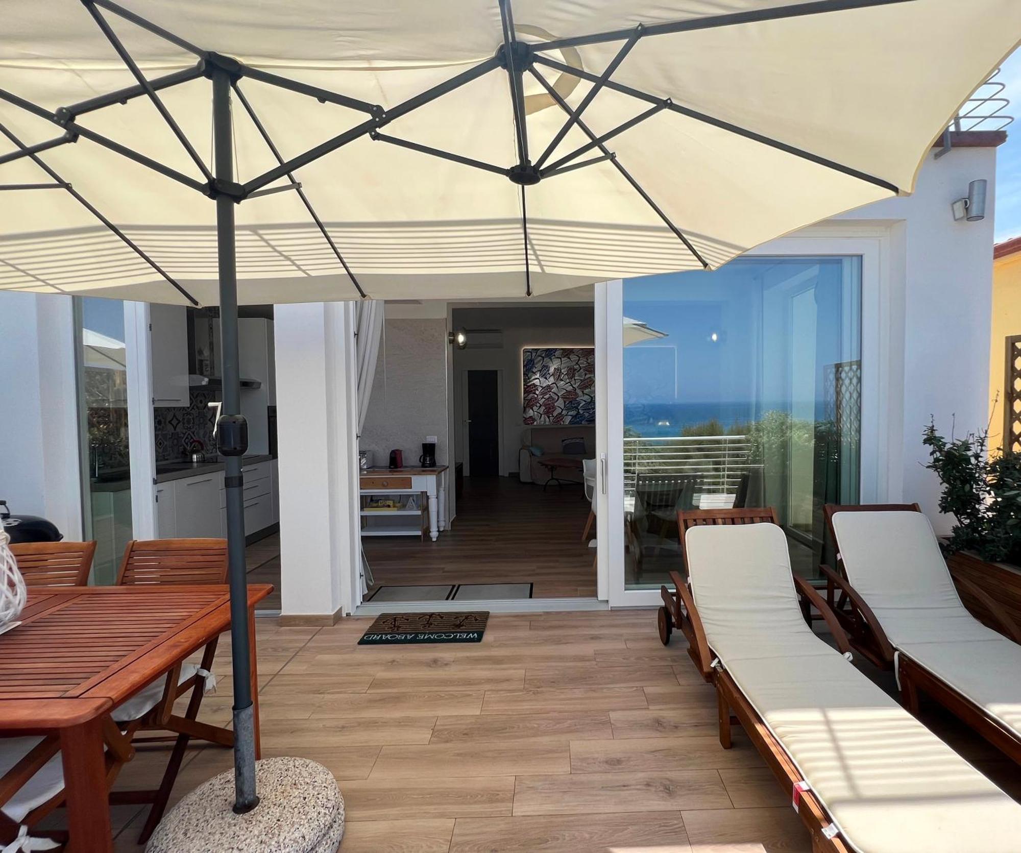 Alba Stupendo Appartamento In Villa Fronte Mare - Golfo Dell'Asinara - Internet Free Valledoria  Exteriör bild